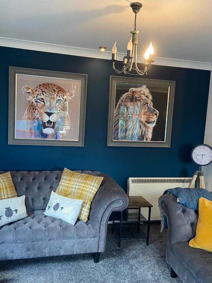 Stunning Quirky Home In אמבל מראה חיצוני תמונה